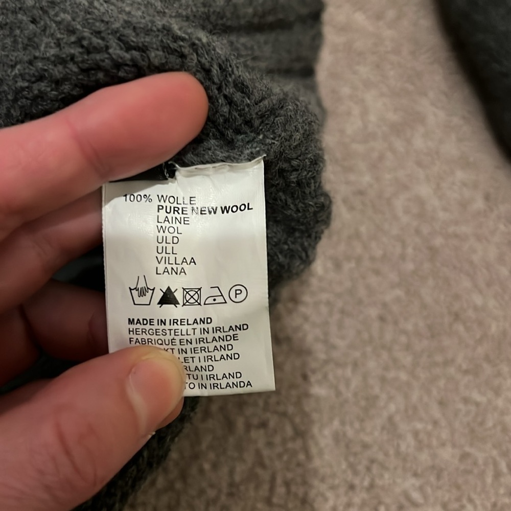 &Daughter Dark Grey Turtleneck, size x-small - Picture 5 of 7